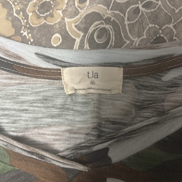 Anthropologie t.la Camo Short Sleeve Tee - Picture 3 of 3